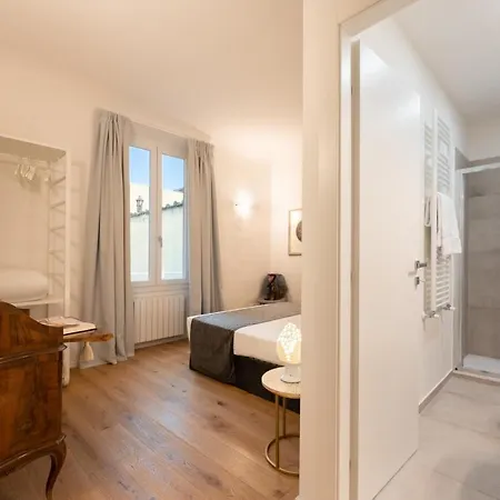Accademia - Flo Florence