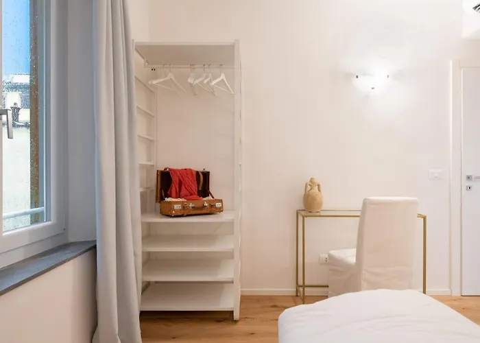 Accademia - Flo Apartament *